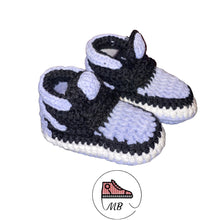 Knitted Shoes For Baby - Black and Grey Shadow By MumyBuddy - MumyBuddy