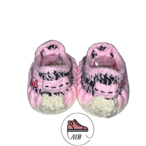 Knitted Shoes For Baby - White And Pink YZY By MumyBuddy - MumyBuddy