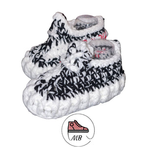 Knitted Shoes For Baby - White and Black YZY By MumyBuddy - MumyBuddy