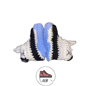 Knitted Shoes for Infants - Black and Light Blue - MumyBuddy